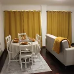 A Casa Da Dulia * פונשל